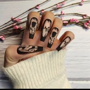 Nwt Coffin Shaped Press On Nails